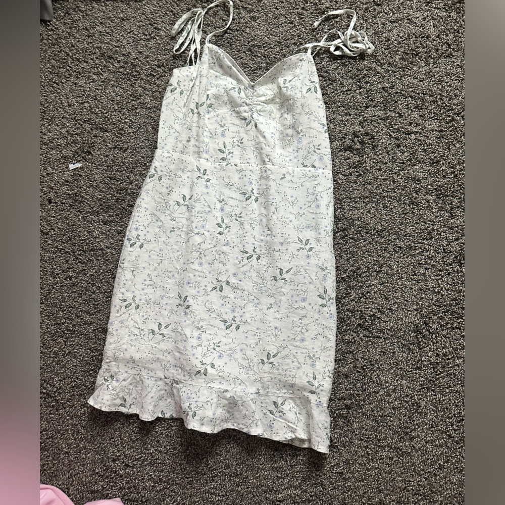 flower body on dress